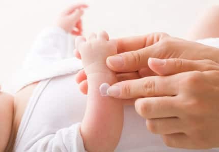 Coffrets et trousseaux bébé : idées cadeaux