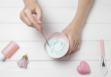 Crème dépilatoire zone intime, une solution douce et efficace